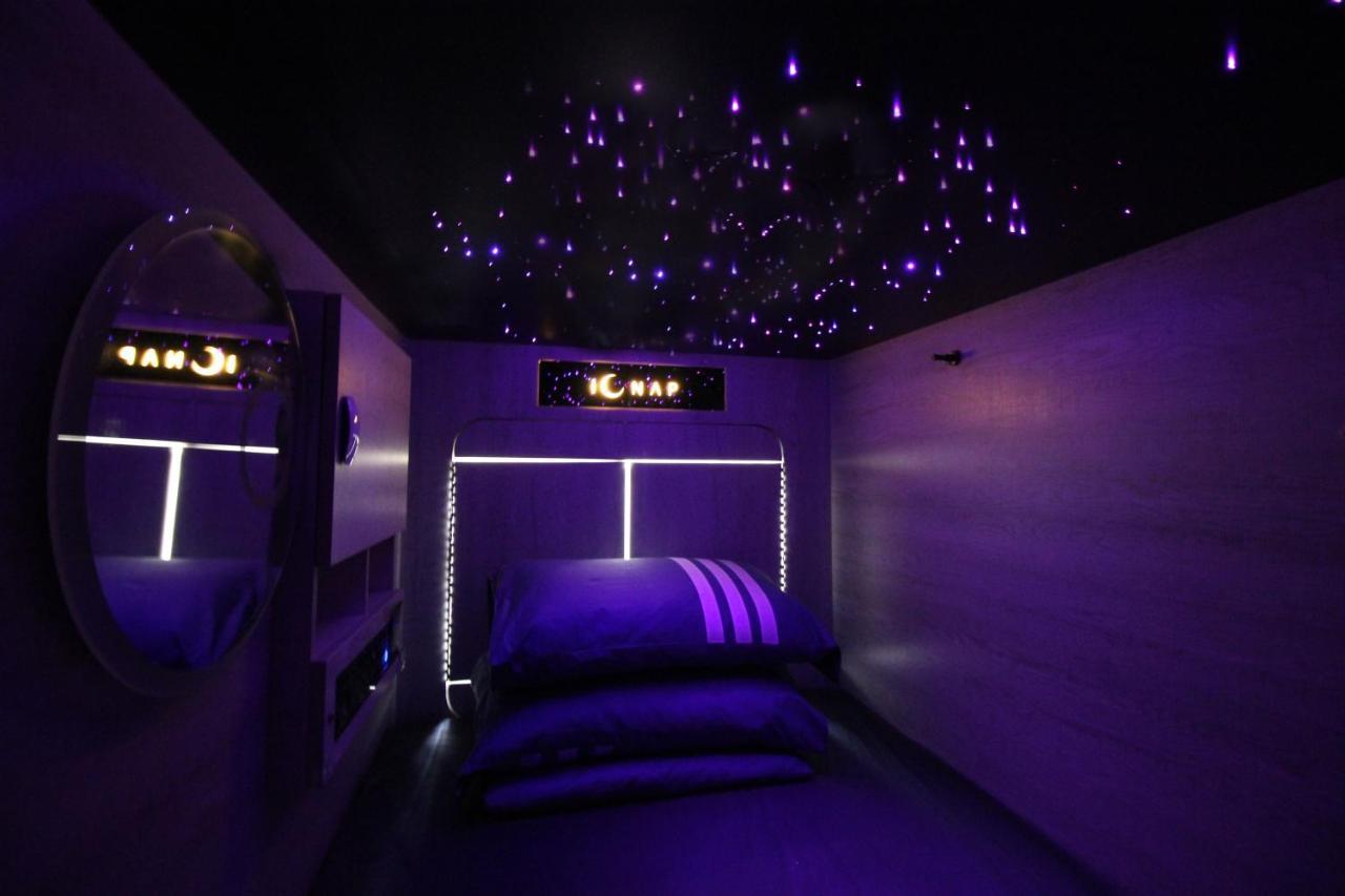 L'Etoile De Mer Mong Kok - Capsule Hotel Kowloon  Екстериор снимка